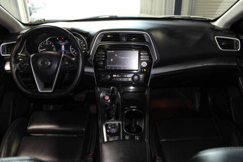 2017 Nissan Maxima