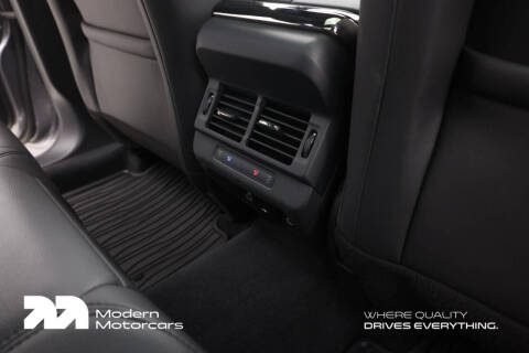 2025 Land Rover Range Rover Evoque P250 Dynamic SE