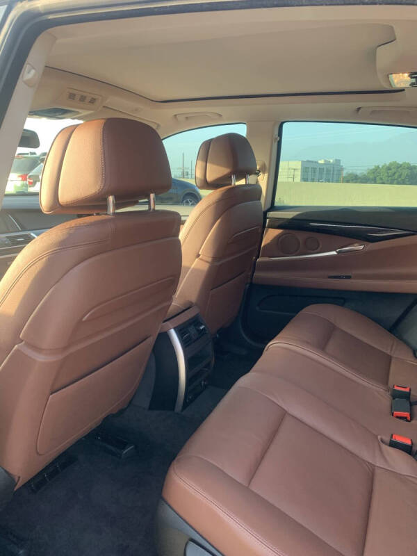 2014 BMW 5 Series 550i Gran Turismo