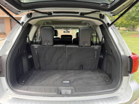 2018 Nissan Pathfinder SL