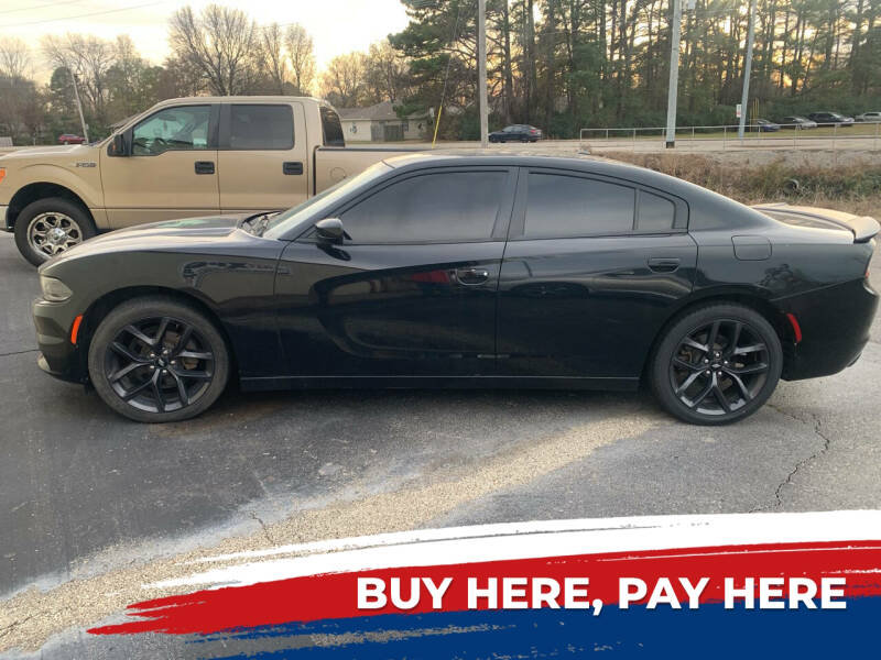 2019 Dodge Charger SXT's photo