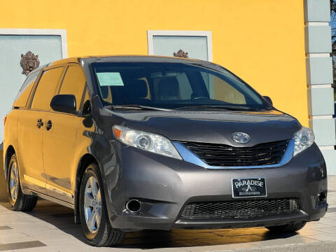 2017 Toyota Sienna for sale at Paradise Motor Sports LLC in Lexington KY