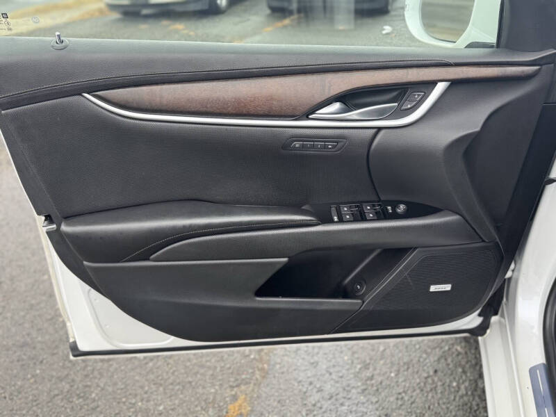 2018 Cadillac XTS Luxury