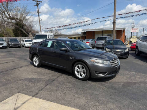 2015 Ford Taurus SEL