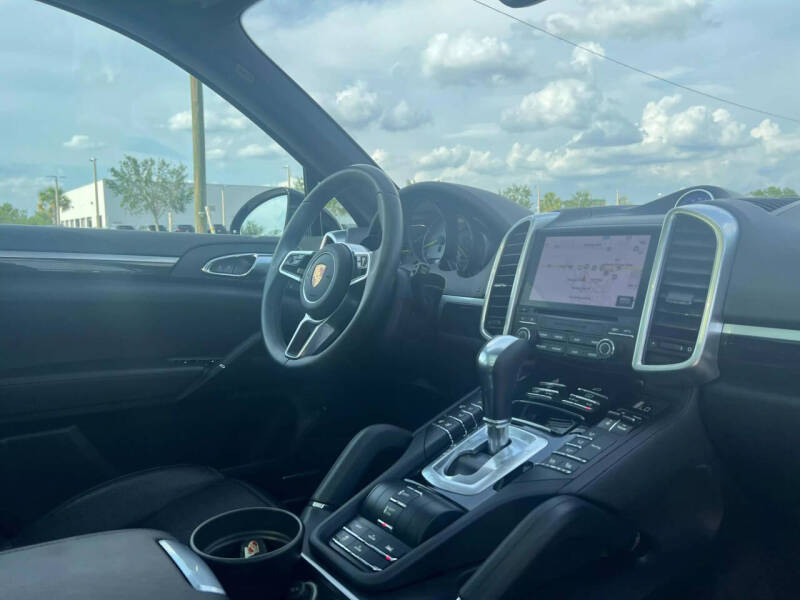 2017 Porsche Cayenne