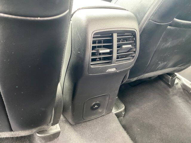 2023 Ford Escape Platinum