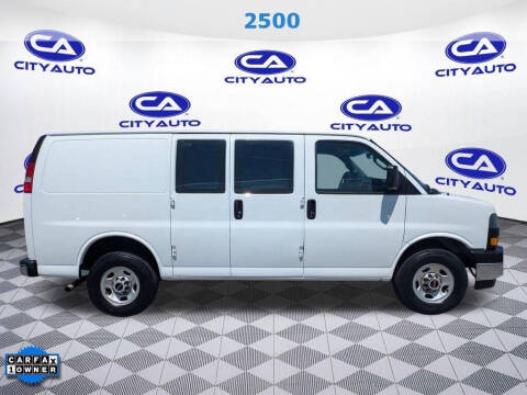 2023 GMC Savana 2500