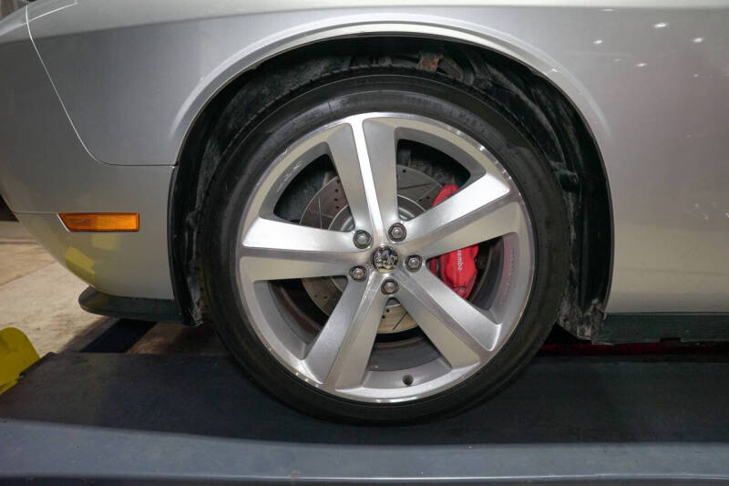 2009 Dodge Challenger SRT8