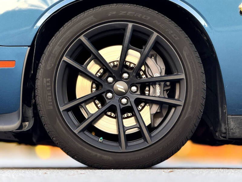 2020 Dodge Challenger