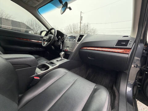 2010 Subaru Outback 2.5i Limited