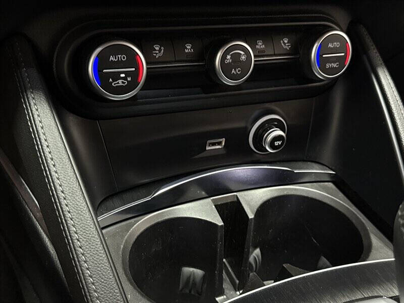 2020 Alfa Romeo Stelvio Sport