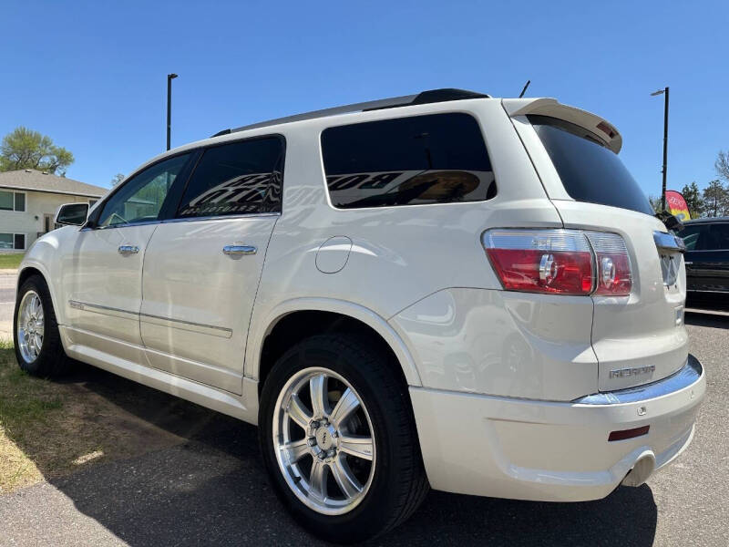 2011 GMC Acadia Denali