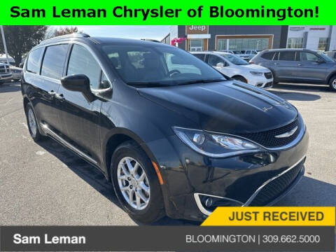 2020 Chrysler Pacifica for sale at Sam Leman Mazda in Bloomington IL