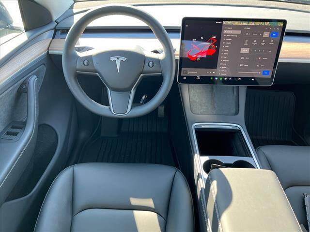 Used 2023 Tesla Model Y Long Range with VIN 7SAYGDEE3PA196229 for sale in Wood River, IL