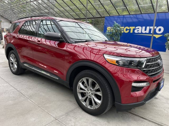 2023 Ford Explorer XLT