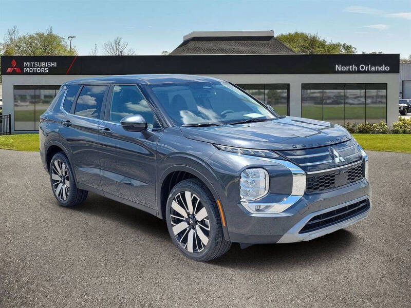 2026 Mitsubishi Outlander SE