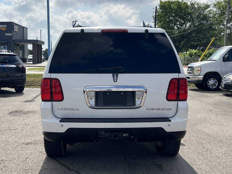 2006 Lincoln Navigator Luxury