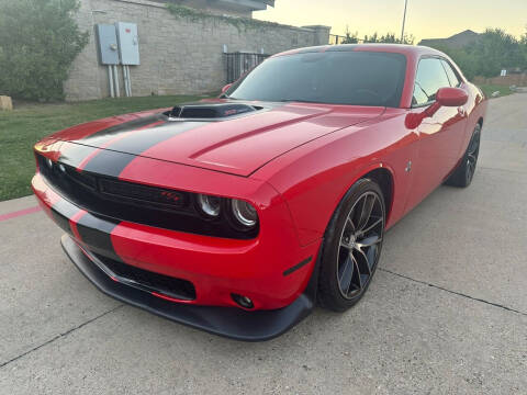 2015 Dodge Challenger R/T Scat Pack Shaker