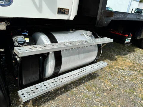 2015 Freightliner 114 SD