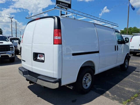 2025 Chevrolet Express 2500