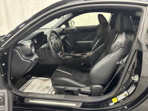 2025 Toyota GR86 Premium