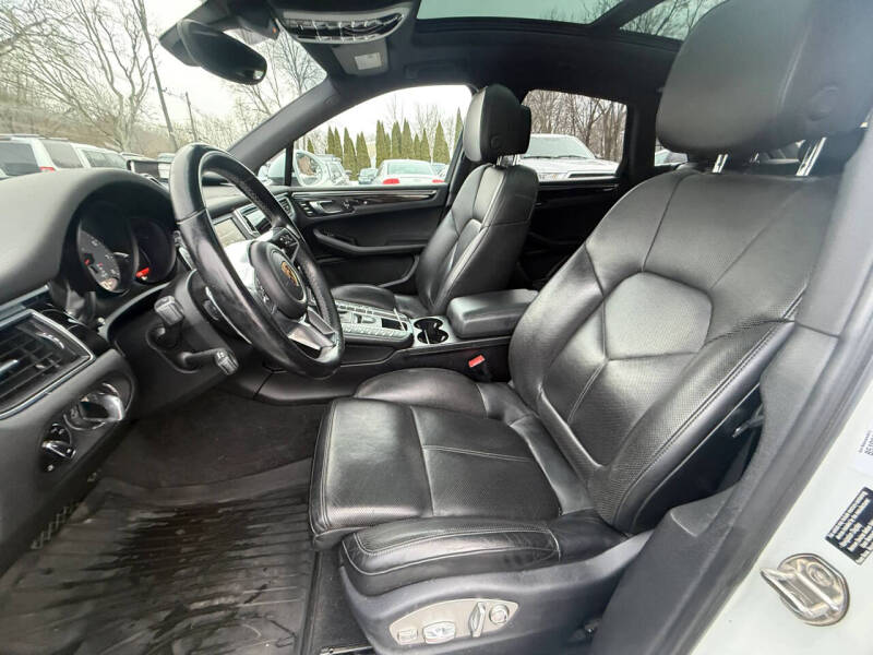 2016 Porsche Macan S