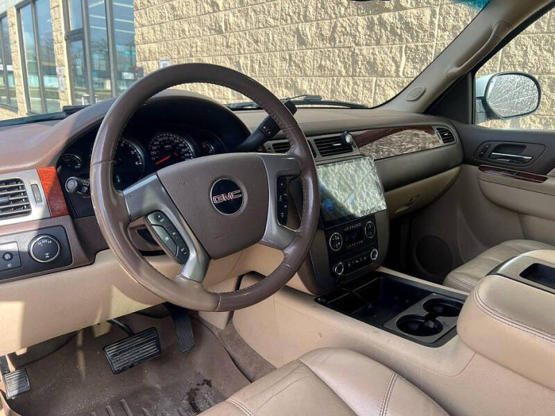 2010 GMC Yukon XL SLT