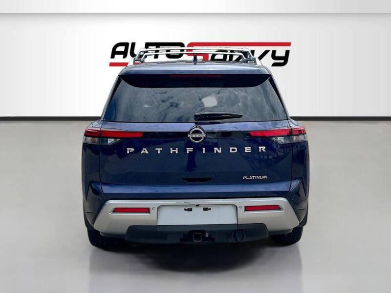 2022 Nissan Pathfinder Platinum