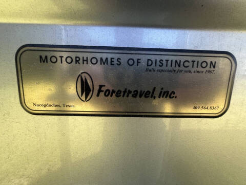 2002 Foretravel GV320 4010