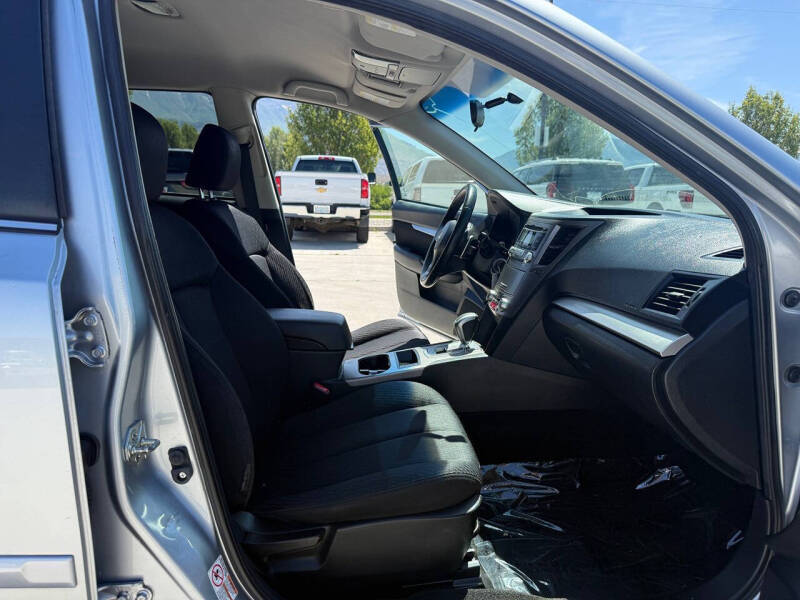 2012 Subaru Outback 2.5i Premium