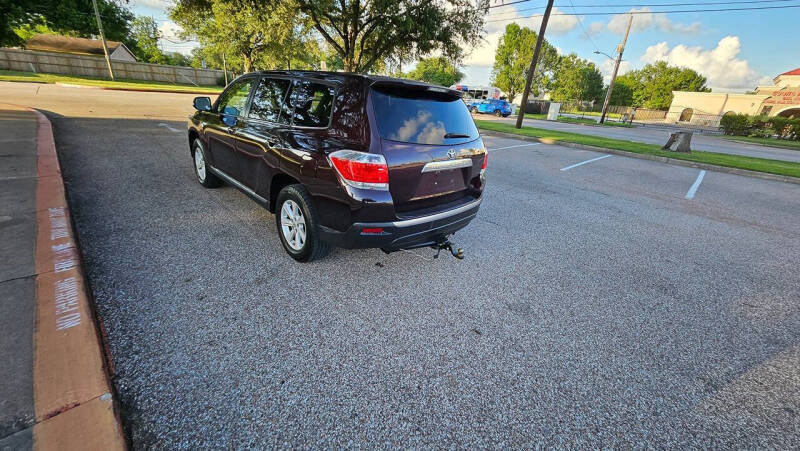 2013 Toyota Highlander Plus