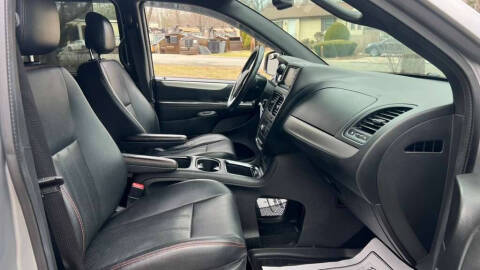 2014 Dodge Grand Caravan R/T