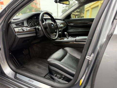 2012 BMW 7 Series 740Li