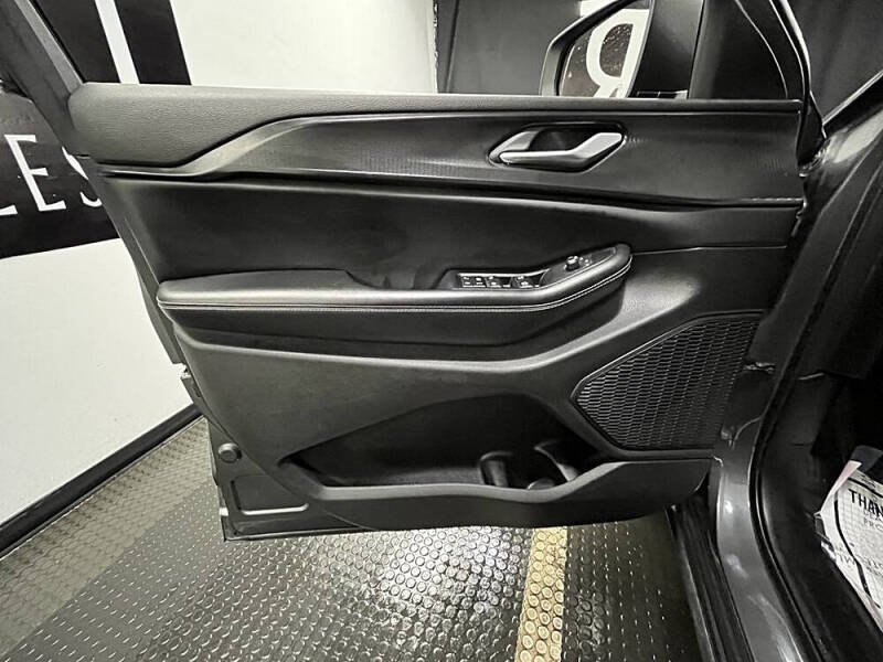 2023 Jeep Grand Cherokee L