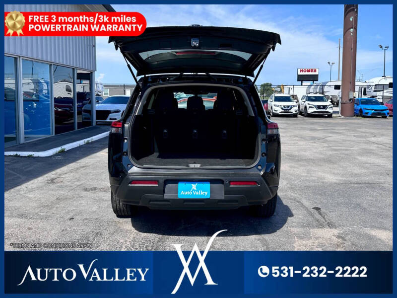 2024 Nissan Pathfinder S