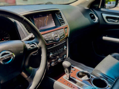 2016 Nissan Pathfinder Platinum