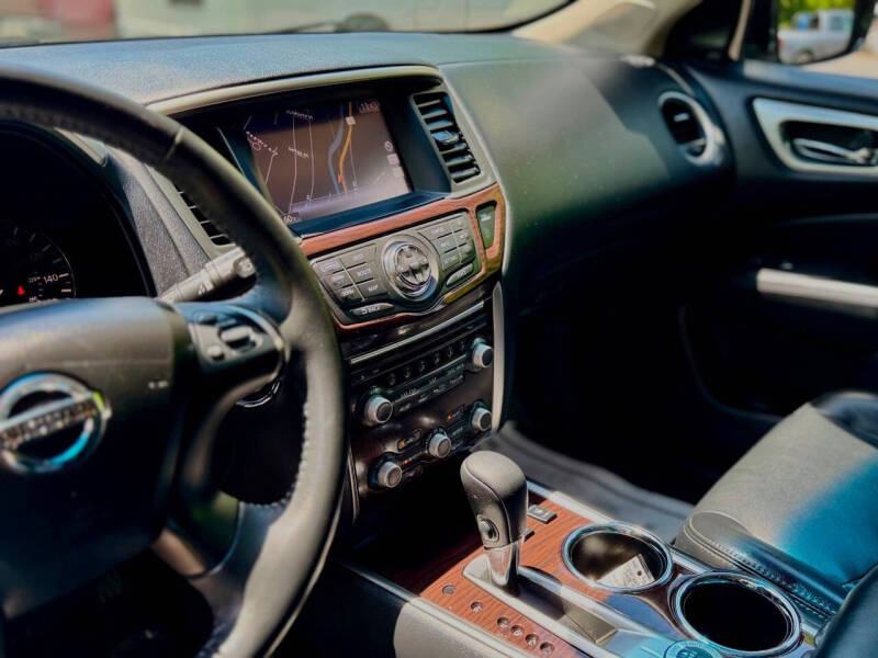 2016 Nissan Pathfinder Platinum