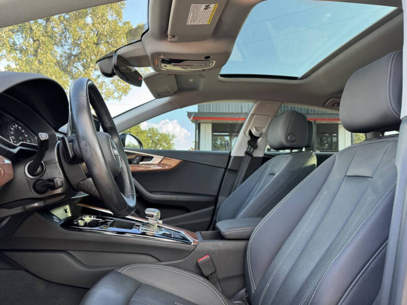 2022 Audi A5 Sportback quattro Premium 40 TFSI