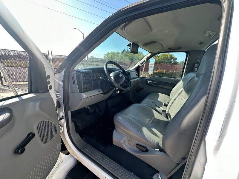 2005 Ford F-650 Super Duty