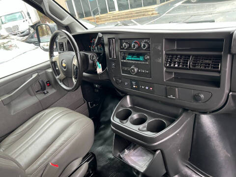 2019 Chevrolet Express 2500