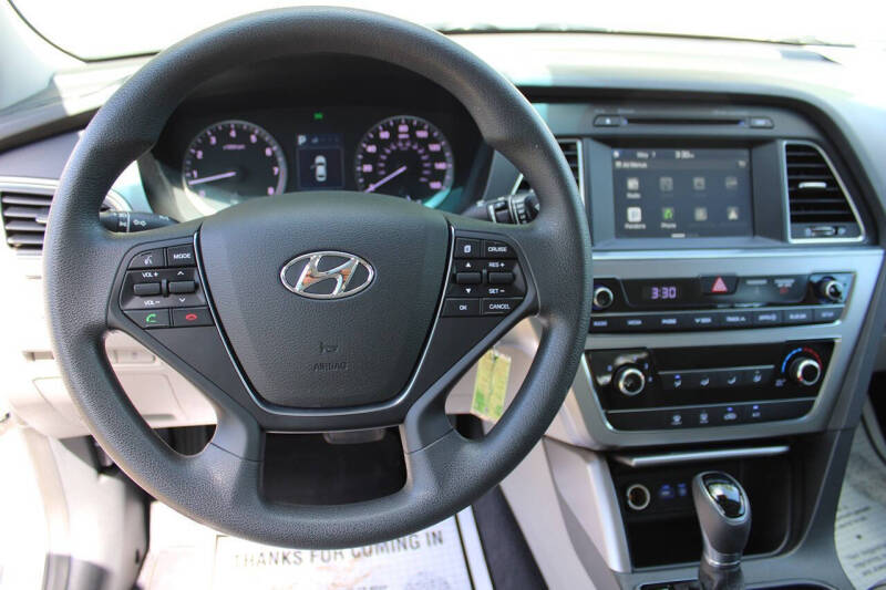2016 Hyundai Sonata SE