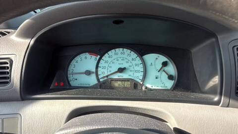 2004 Toyota Corolla LE