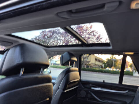 2015 BMW X5 xDrive50i