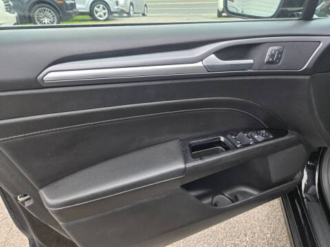 2016 Ford Fusion Titanium