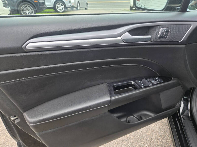 2016 Ford Fusion Titanium
