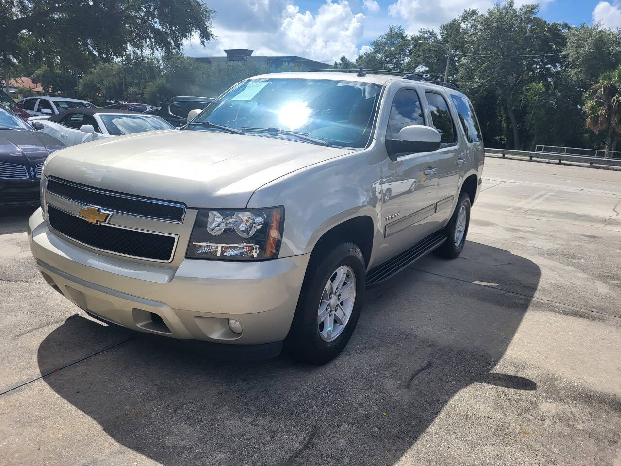 2013 Chevrolet Tahoe for sale at FAMILY AUTO BROKERS in Longwood, FL