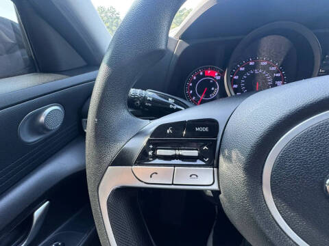 2022 Hyundai Elantra