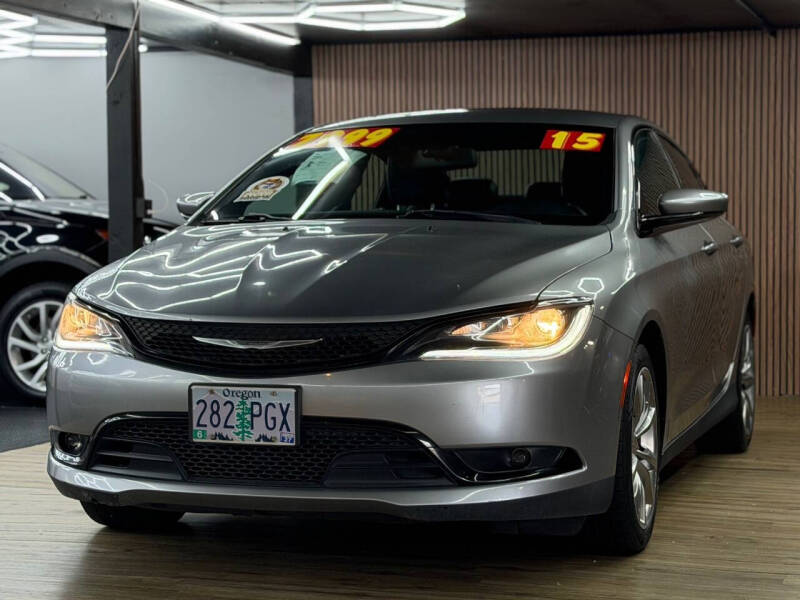 2015 Chrysler 200 S