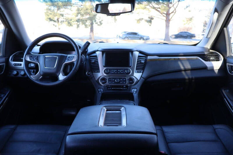 2017 GMC Yukon XL Denali