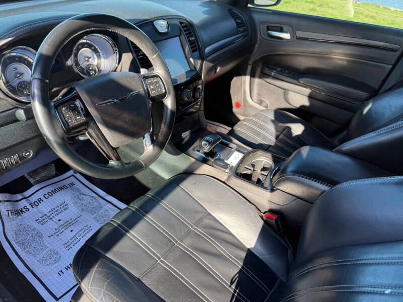 2014 Chrysler 300 S